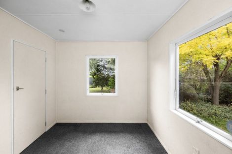 Photo of property in 6 Mangarau Crescent, Havelock North, 4130