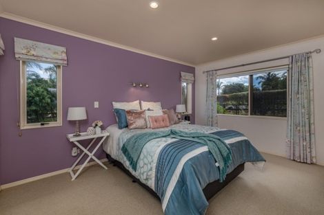 Photo of property in 16 Glen Bruce Place, Ngararatunua, Whangarei, 0176