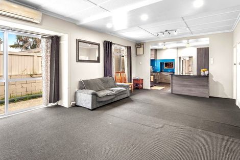 Photo of property in 4 Gorrie Road, Regent, Whangarei, 0112