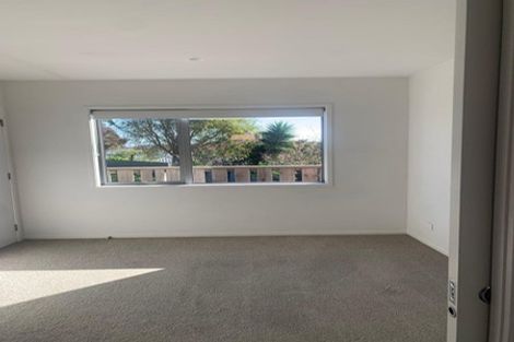 Photo of property in 8 Lavender Close, Spotswood, New Plymouth, 4310