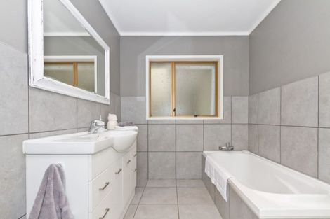 Photo of property in 648 Haruru Road, Kaukapakapa, 0873