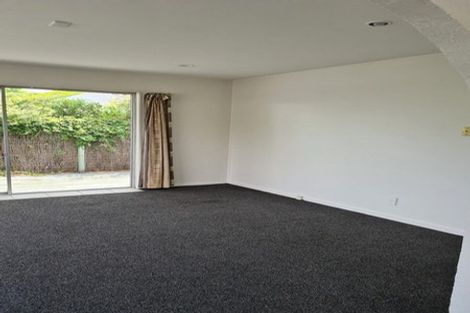 Photo of property in 1/565a Ferry Road, Woolston, Christchurch, 8023