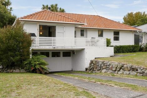 Photo of property in 3a Norfolk Road, Waipahihi, Taupo, 3330