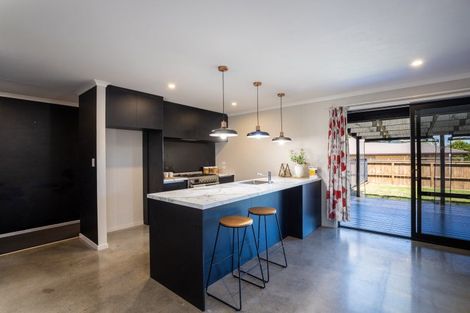 Photo of property in 11 Dreaver Drive, Waitara, 4320