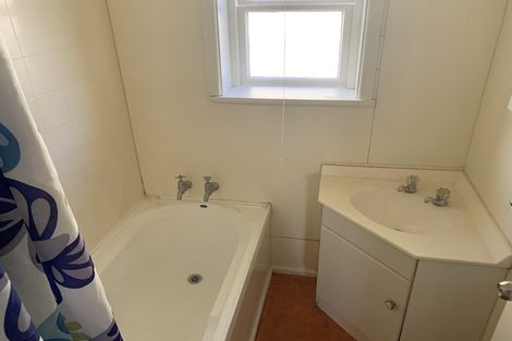 Photo of property in 21 Waiwhetu Road, Waiwhetu, Lower Hutt, 5010