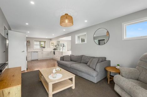 Photo of property in 5 Dunn Street, Wainuiomata, Lower Hutt, 5014