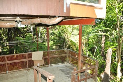 Photo of property in 44 Valley View Road, Glenfield, Auckland, 0629