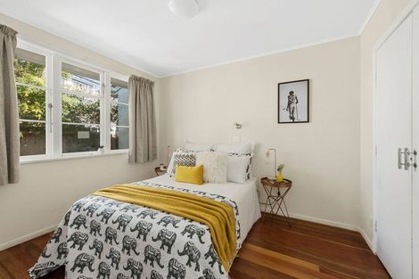 Photo of property in 119-121 Kings Crescent, Hutt Central, Lower Hutt, 5010