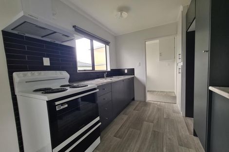 Photo of property in 1/22 Etherton Drive, Weymouth, Auckland, 2103