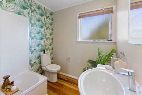 Photo of property in 59 Dale Road, Raumati South, Paraparaumu, 5032