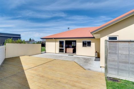 Photo of property in 79 Mcelwee Street, Jervoistown, Napier, 4112