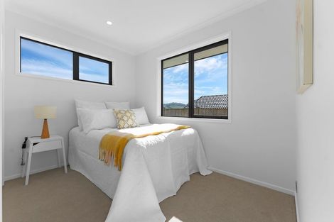 Photo of property in 11 Dolcetto Place, Pokeno, 2402