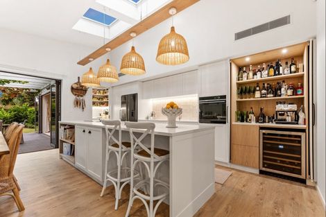 Photo of property in 4 Taumata Road, Omaha, Warkworth, 0986