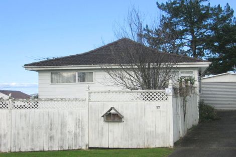 Photo of property in 57 Hartley Terrace, Massey, Auckland, 0614