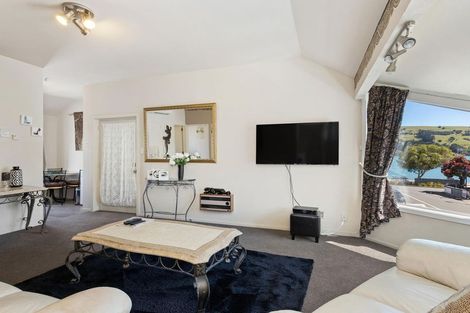 Photo of property in 2f Church Street, Akaroa, 7520