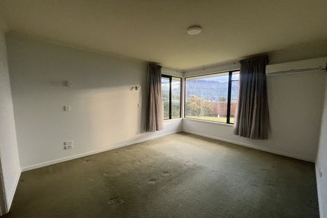 Photo of property in 3 Briar Bank Drive, Wanaka, 9305