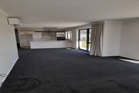 Photo of property in 9 Ratahi Way, Omokoroa, 3114