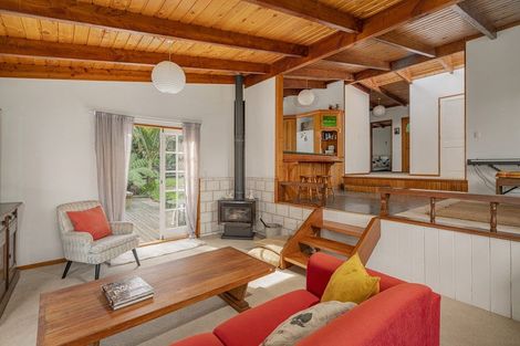 Photo of property in 5b Pohutukawa Grove, Whitianga, 3510