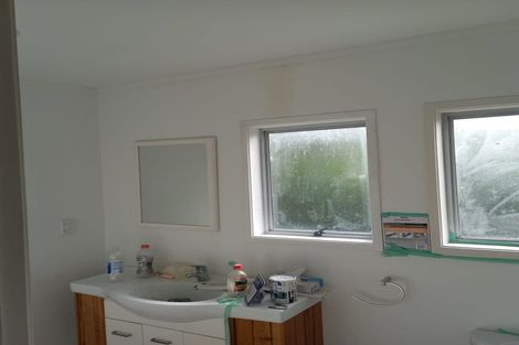 Photo of property in 57c Lancaster Road, Beach Haven, Auckland, 0626