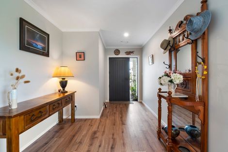 Photo of property in 29 Fry Road, Halcombe, Feilding, 4777