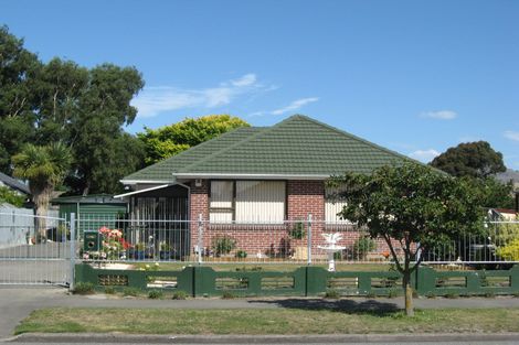 Photo of property in 14 Damien Place, Bromley, Christchurch, 8062