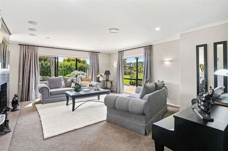 Photo of property in 8 Millbrook Drive, Waiuku, 2683