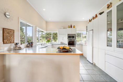 Photo of property in 30 Saleyards Road, Kauri, 0185