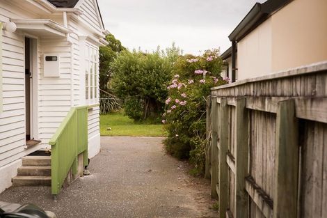 Photo of property in 16 Athens Street, Miramar, Wellington, 6022