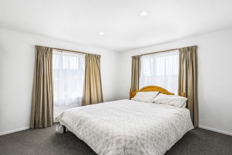 Photo of property in 19 Courtfield Close, Parklands, Christchurch, 8083