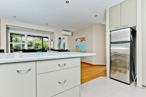 Photo of property in 4/106 Nile Road, Milford, Auckland, 0620