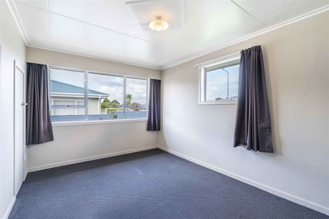 Photo of property in 94 Martin Street, Strathern, Invercargill, 9812