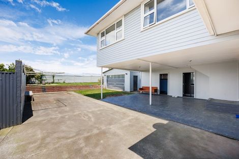 Photo of property in 18 Somerset Crescent, Highbury, Palmerston North, 4412