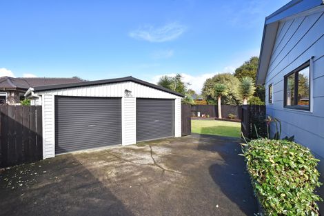 Photo of property in 16 Pinehurst Place, Wattle Downs, Auckland, 2103