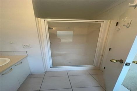 Photo of property in 5 Stratford Road, Manurewa, Auckland, 2105