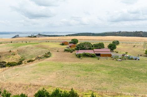 Photo of property in 986 Tinopai Road, Tinopai, Matakohe, 0593