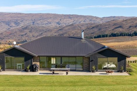 Photo of property in 4 Skeena Way, Waikerikeri, Alexandra, 9391