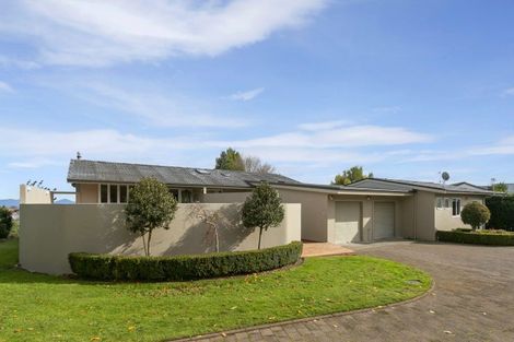 Photo of property in 29 Harvey Street, Waipahihi, Taupo, 3330