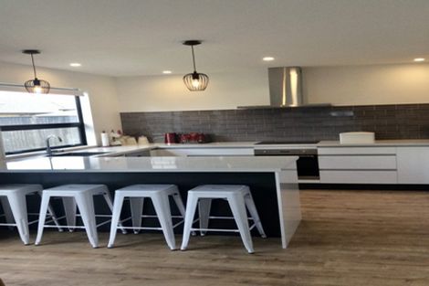 Photo of property in 28 Tara Crescent, Woodend, 7610