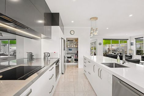 Photo of property in 15 De Bettencor Place, Mount Pisa, Cromwell, 9383