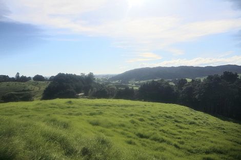 Photo of property in 725 Golden Stairs Road, Mareretu, Maungaturoto, 0589
