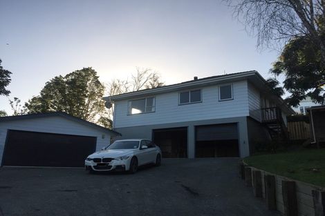 Photo of property in 20 Peterhouse Place, West Harbour, Auckland, 0618