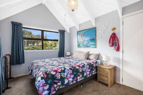 Photo of property in 41b Thornley Street, Titahi Bay, Porirua, 5022