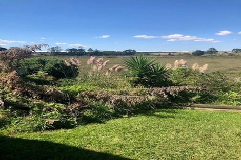 Photo of property in 115 Edgewater Drive, Pakuranga, Auckland, 2010