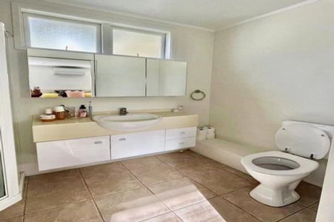 Photo of property in 10 Dodson Avenue, Milford, Auckland, 0620