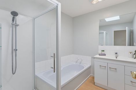 Photo of property in 2/46 Lonsdale Street, New Brighton, Christchurch, 8083