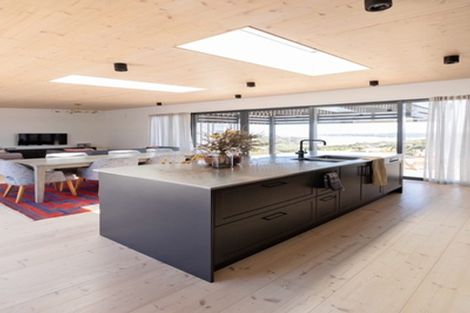 Photo of property in 34 Margaret Reeve Lane, Waiheke Island, 1971