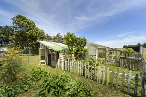 Photo of property in 2603 Kimbolton Road, Kiwitea, Feilding, 4777