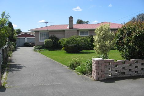 Photo of property in 16 Glenmore Avenue, Casebrook, Christchurch, 8051