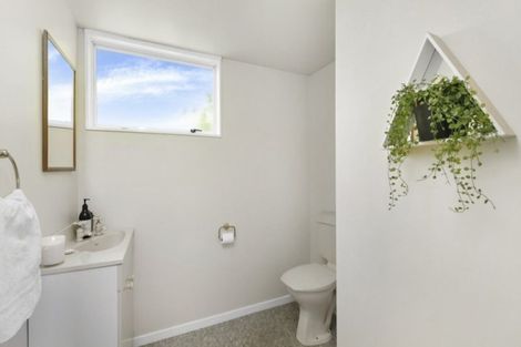 Photo of property in 5 Holderness Place, Ilam, Christchurch, 8041