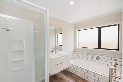 Photo of property in 53 Hereford Street, Marton, 4710